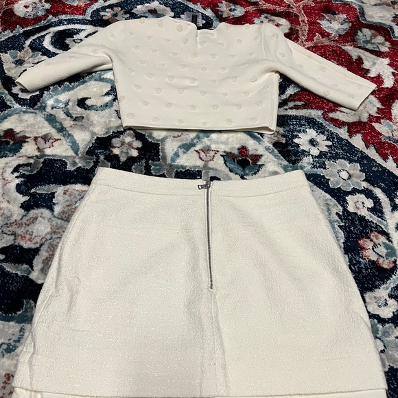 Gorgeous BCBG MaxAzria Off-white cotton blend skirt and top set - size x-small - Picture 7 of 10